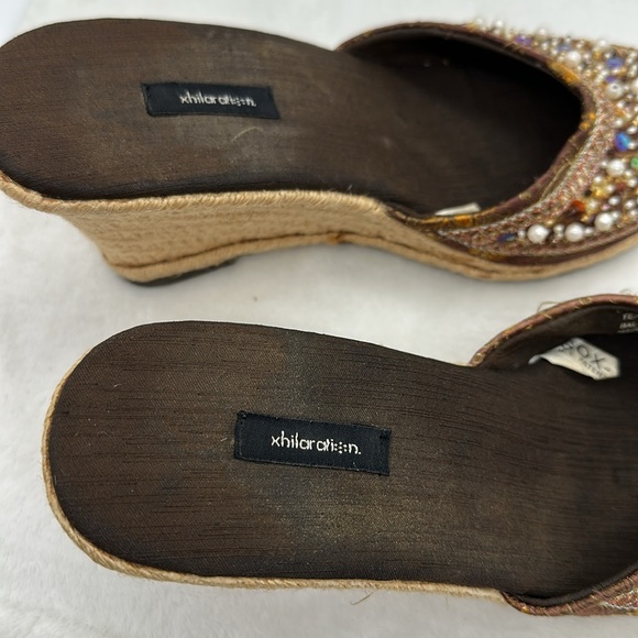 Xhilaration Vintage Wedge Beaded Brocade Fabric women’s size 6 1/2 - Picture 6 of 12